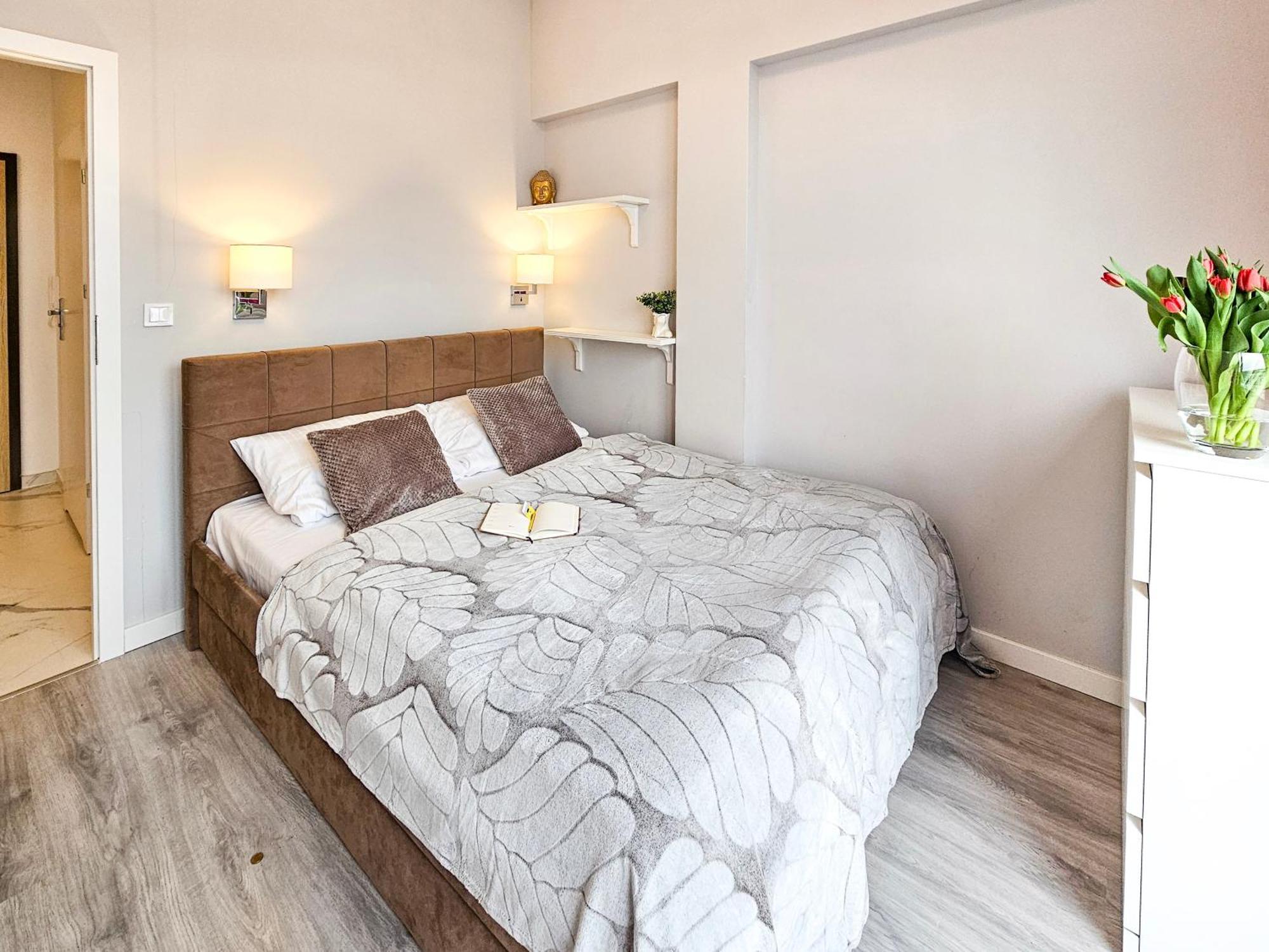 visit baltic - Platan Tower Grey Apartment Swinoujscie Bagian luar foto